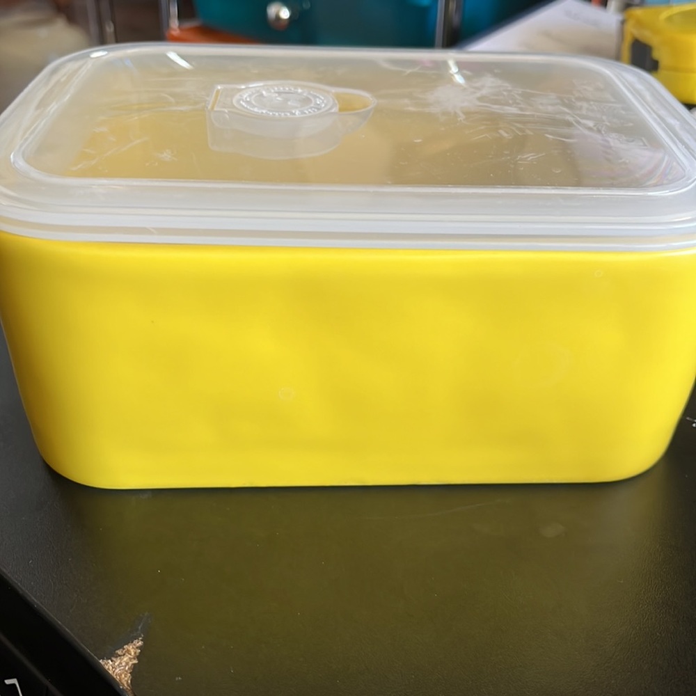 NWOT Rae Dunn Ceramic Food Storage - Picture 3 of 6